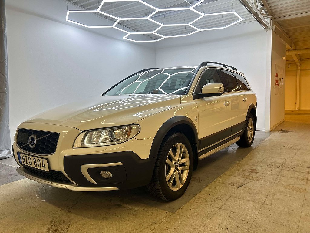 Volvo XC70 D4 AWD Classic Summum Drag D-Värm Navi PDC VoC