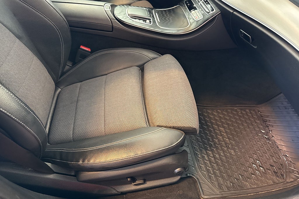 Mercedes-Benz E 300 T de 4MATIC 9G-Tronic Avantgarde Dieselhybrid Moms miniatyr 13