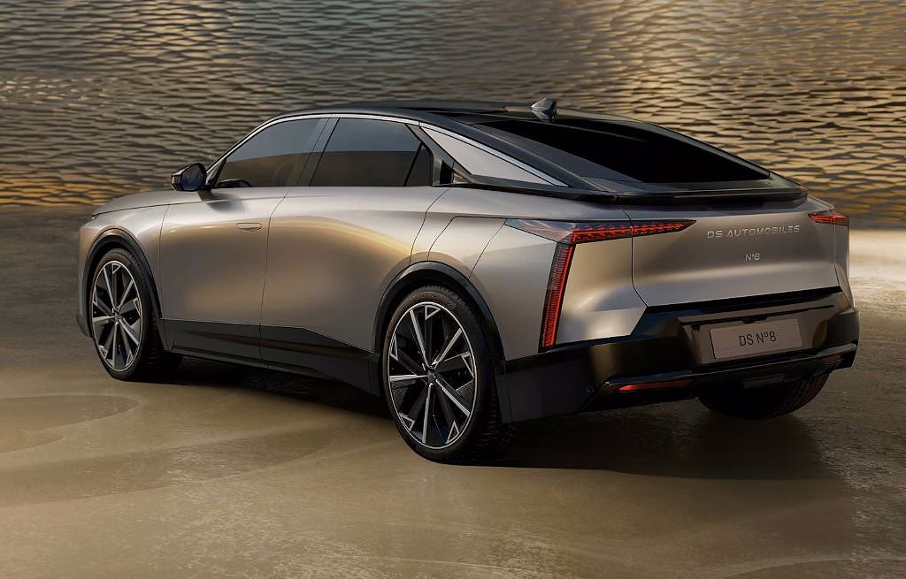 Bild på DS N8  Electric FWD/AWD 245hk/350hk 75 Mils räckvidd