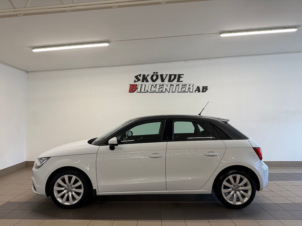 Audi A1 Sportback 1.2 TFSI Sport Edition / 10600Mil / Nyservad