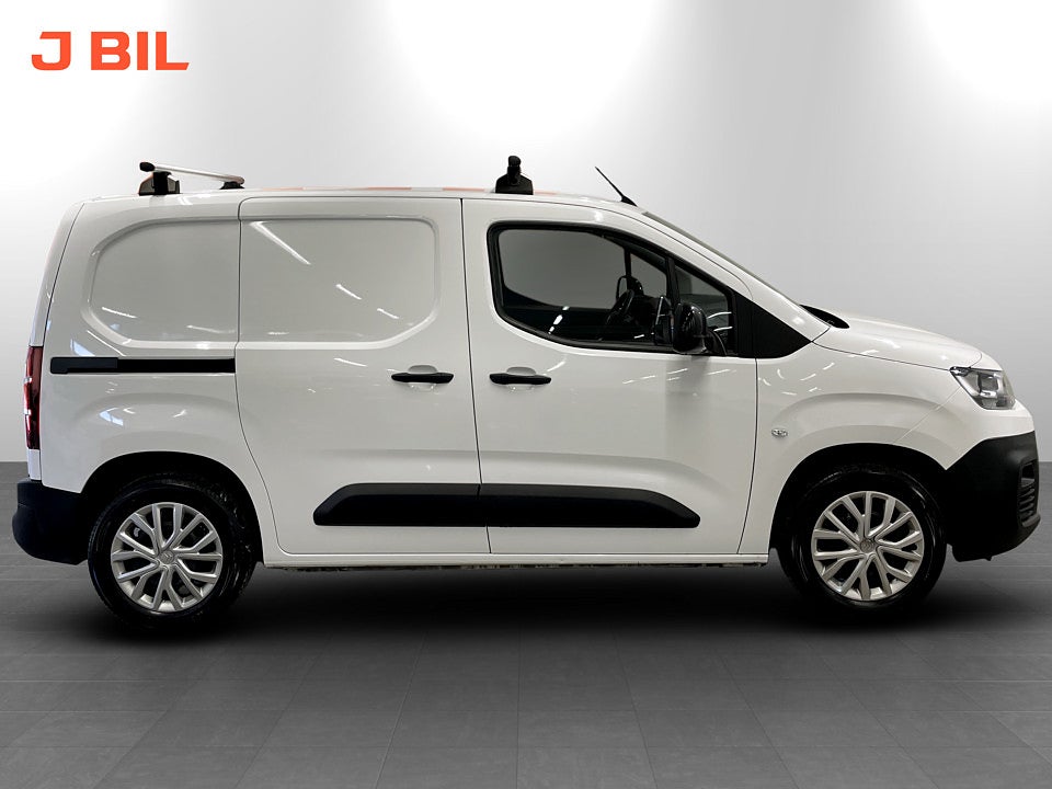 Bild på Citroën Berlingo Business Premium 1.5 BHDi 130hk Aut L1 B-KAMERA CARPLAY