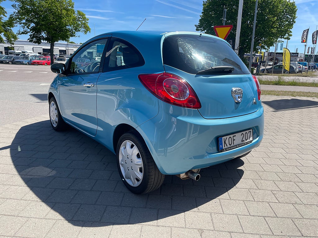 Ford Ka 1.2 Titanium 69 hk ENDAST 8692 mil