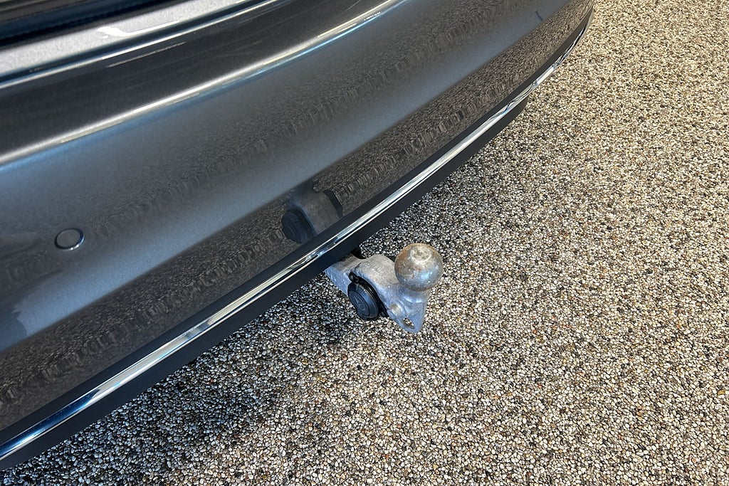 Mercedes-Benz C300 e 9G-Tronic Avantgarde