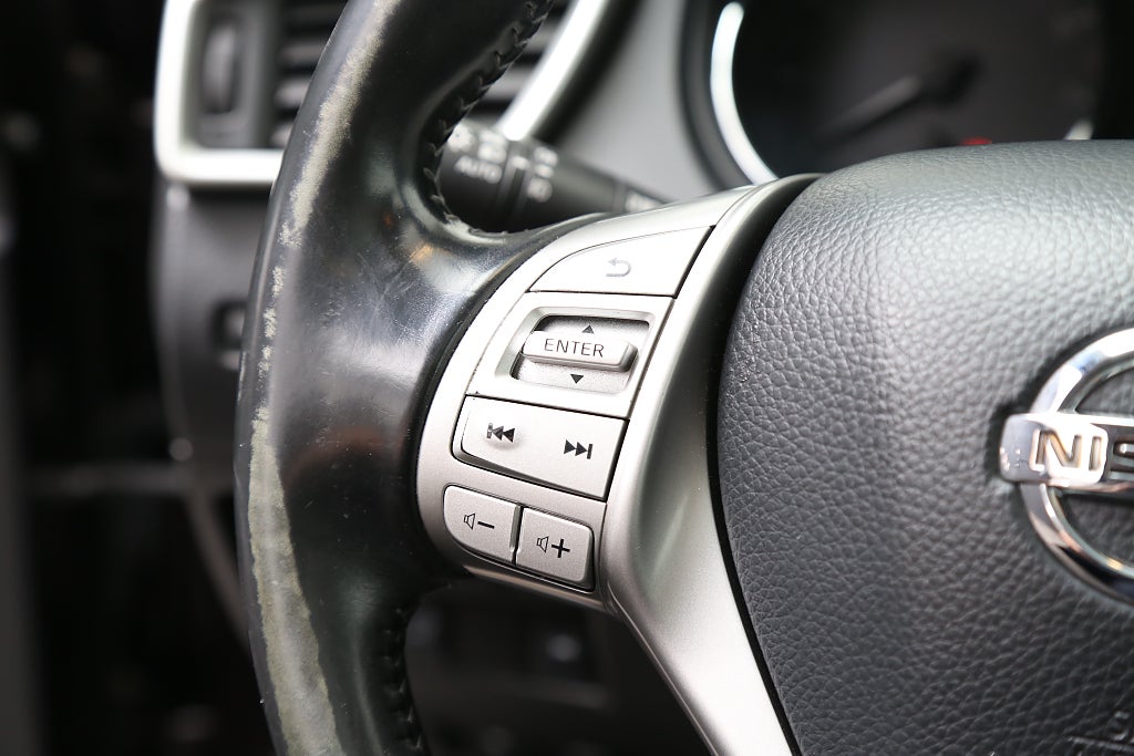 Nissan Qashqai 1,2 DIG-T Tekna Panorama Navi 360°-kamera 2015