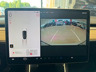 Tesla Model 3 Long Range AWD 440hk/360°Kamera/Pano/Navi/S&V