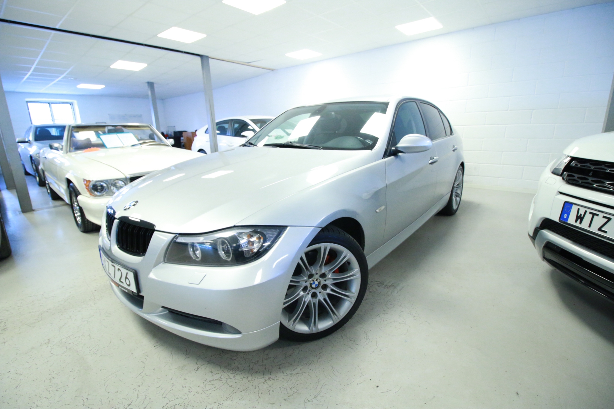 BMW 325