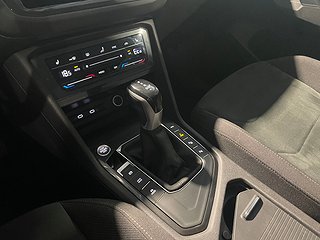 SUV Volkswagen Tiguan 19 av 27