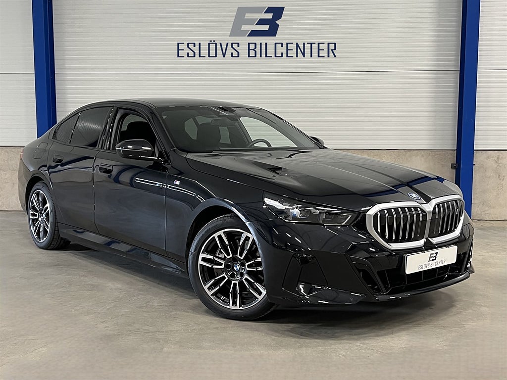 BMW i5 40 394 HK xDrive Sedan / M Sport / Drag / harman kardon /