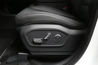 SUV Hyundai Santa Fe 18 av 28