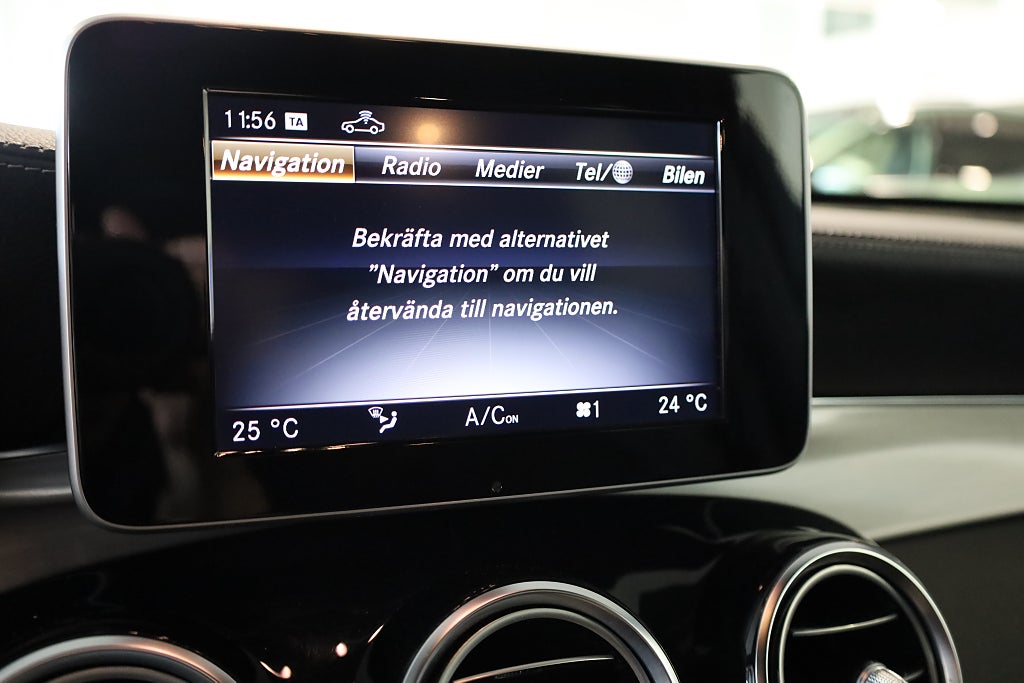Mercedes-Benz GLC 250 d 4MATIC AUT Drag Värmare Burmester Kamera Navi 2017