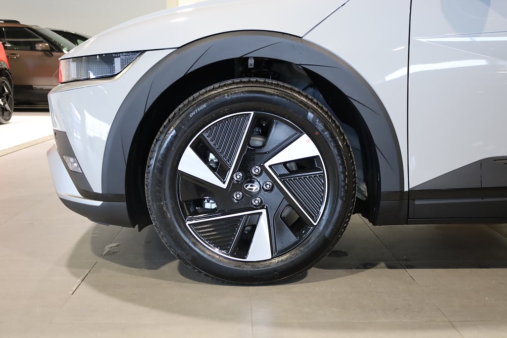 Hyundai Ioniq 5 84 kWh AWD Essential *Lagerbil med snabb leverans