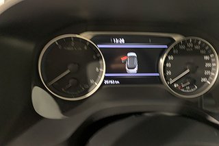 SUV Nissan Qashqai 19 av 19