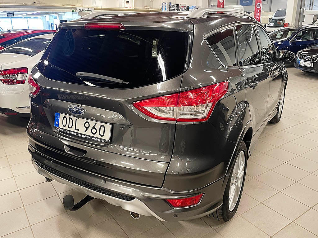 Ford Kuga 2,0 TDCi AWD Titanium X Automat 180Hk