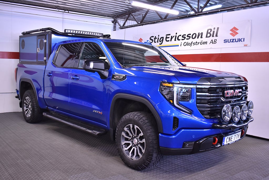 GMC Sierra 1500 Dubbelhytt 6.2 V8 4WD Hydra-Matic/ Hundkåpa