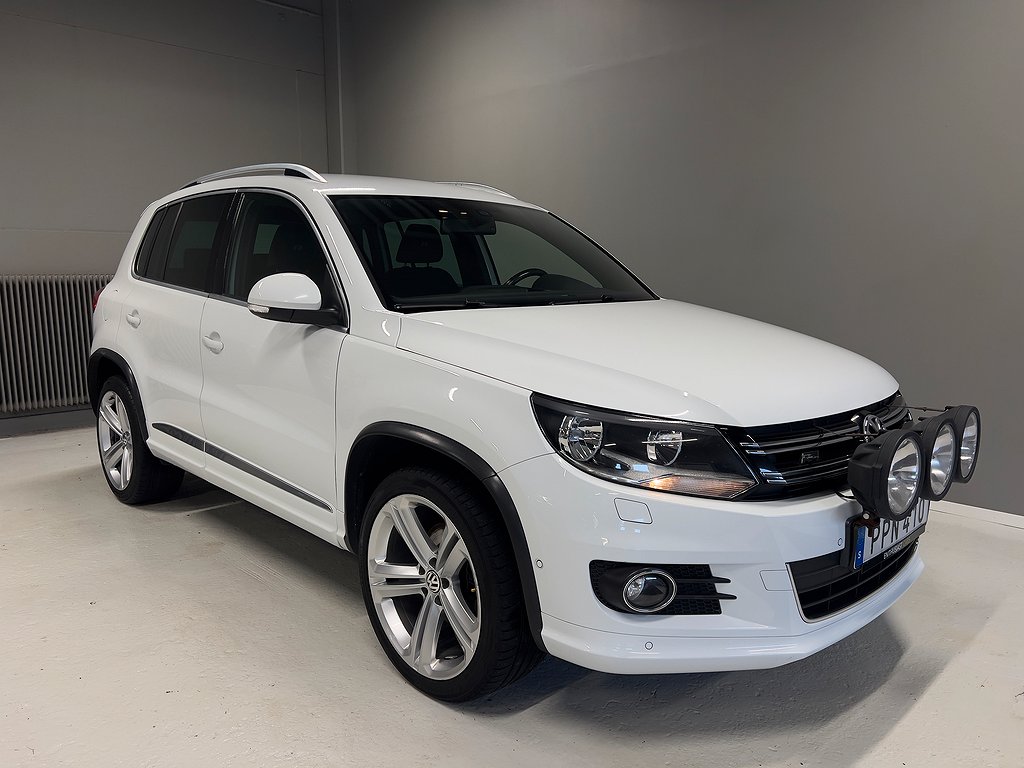 Volkswagen Tiguan 1.4 TSI 160hk 4Motion R-Line B-kam Drag