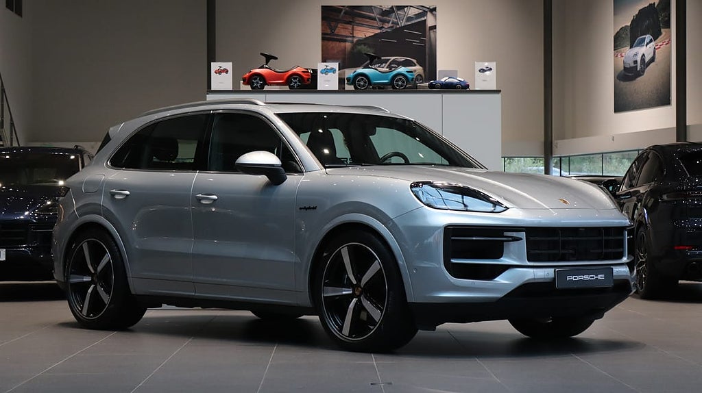 Porsche Cayenne Panorama / 22" hjul / Dragkrok / Soft Clo...