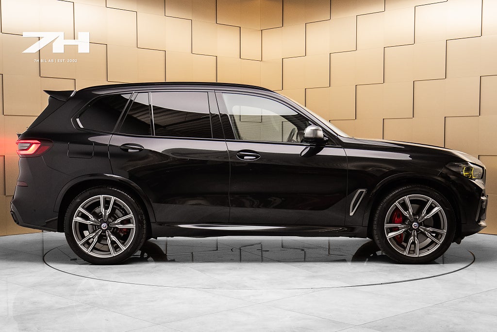 BMW X5 M50i M Sport Innovation Pano Laser H&K Komfortstolar