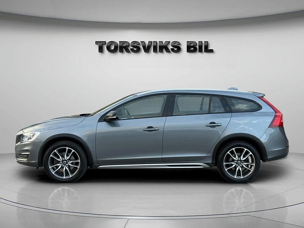 Volvo V60 Cross Country D3 Geartronic Summum Business Edition 1 Ägare - miniatyr 3