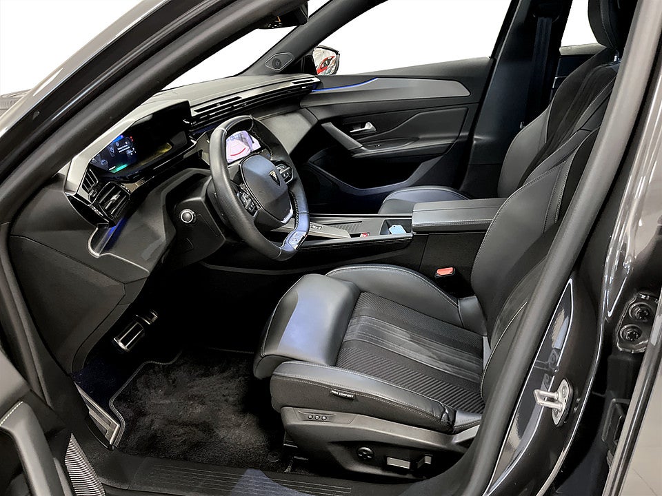 Bild på Peugeot 408 GT PHEV Aut CARPLAY P-SENSORER 225hk