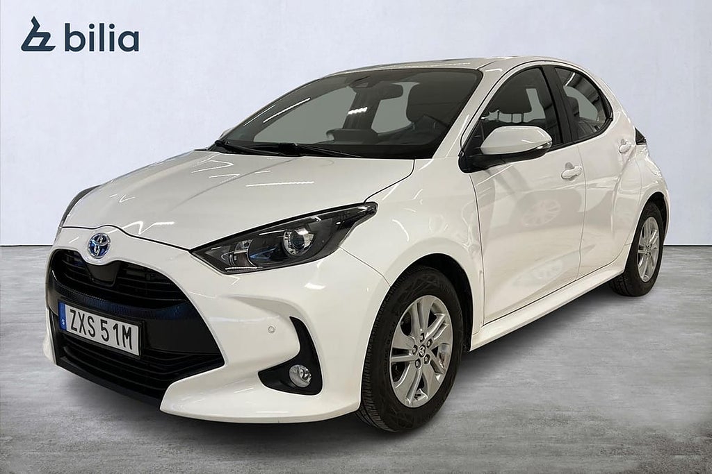 Toyota Yaris Hybrid 1,5 5D Active Komfortpaket P-Sensorer