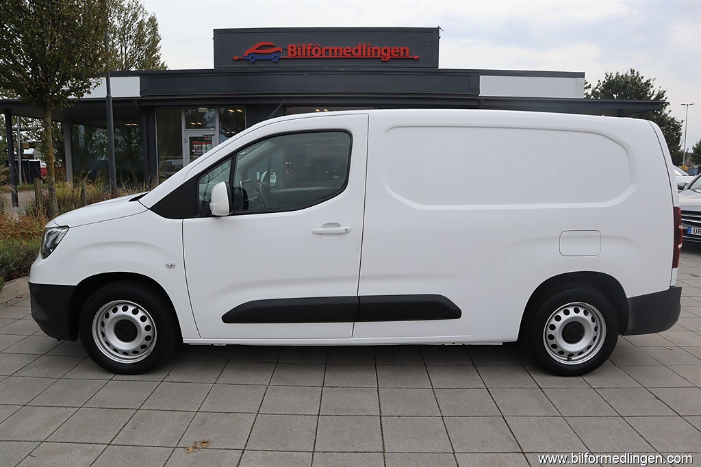 Opel Combo 1.5 BlueHDi 130 Van L2 131hk Aut Drag 1 ägare