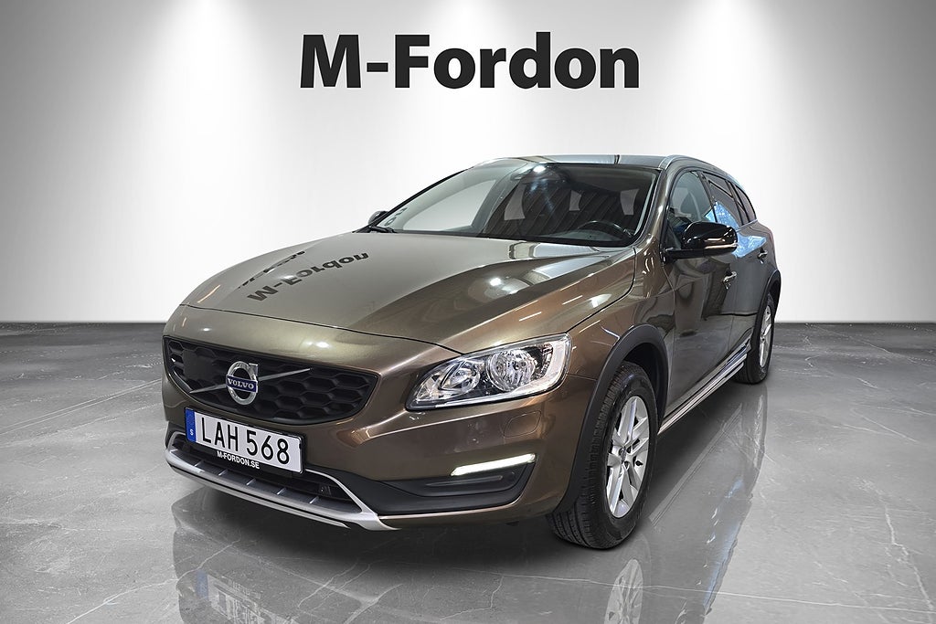 Volvo V60 Cross Country D3 Business 150hk / Drag / VoC / Navi
