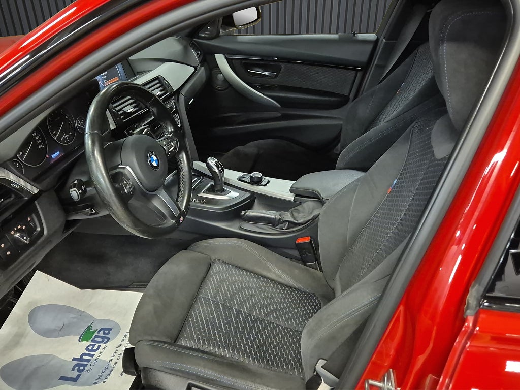 BMW 330i 2017 - miniatyr 8