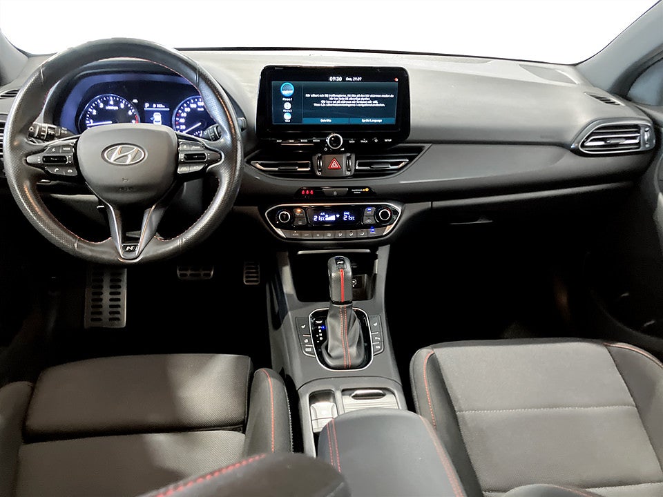 Bild på Hyundai i30 N-Line 1.5 T-GDI 159hk Aut B-KAMERA CARPLAY
