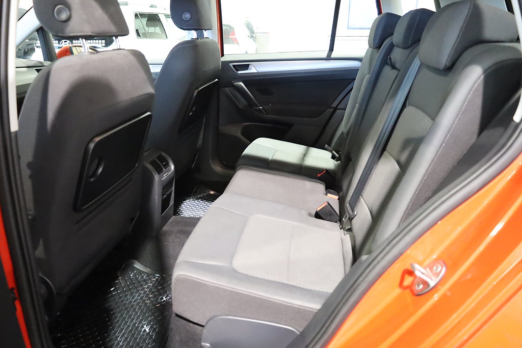 Volkswagen Golf Sportsvan 1.6 TDI AUT Värmare Carplay 2016