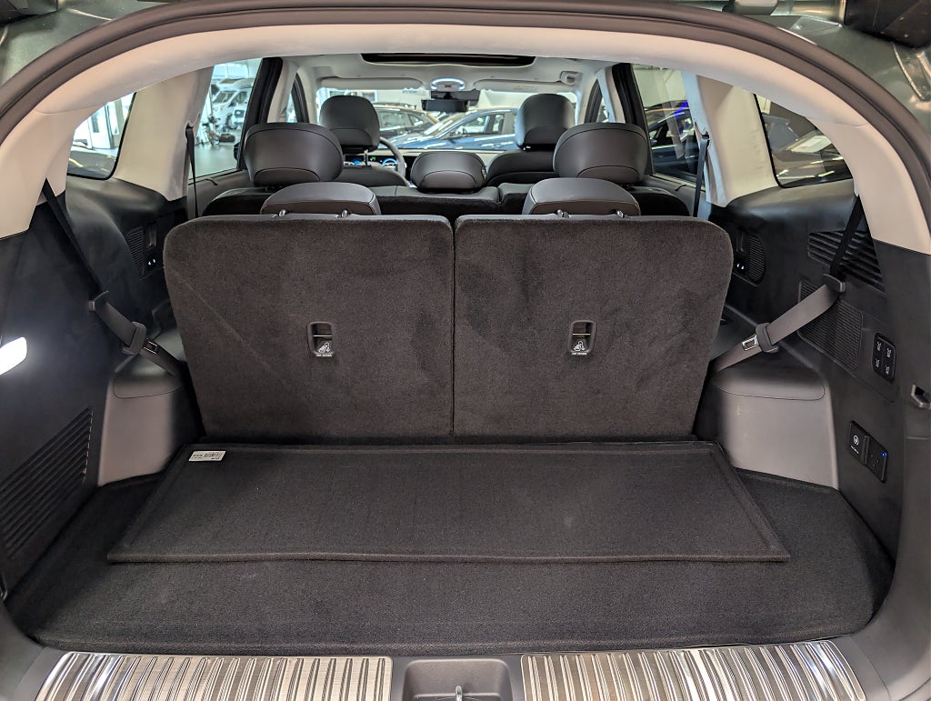 Hyundai IONIQ 9 Advanced 110kWh AWD thumbnail