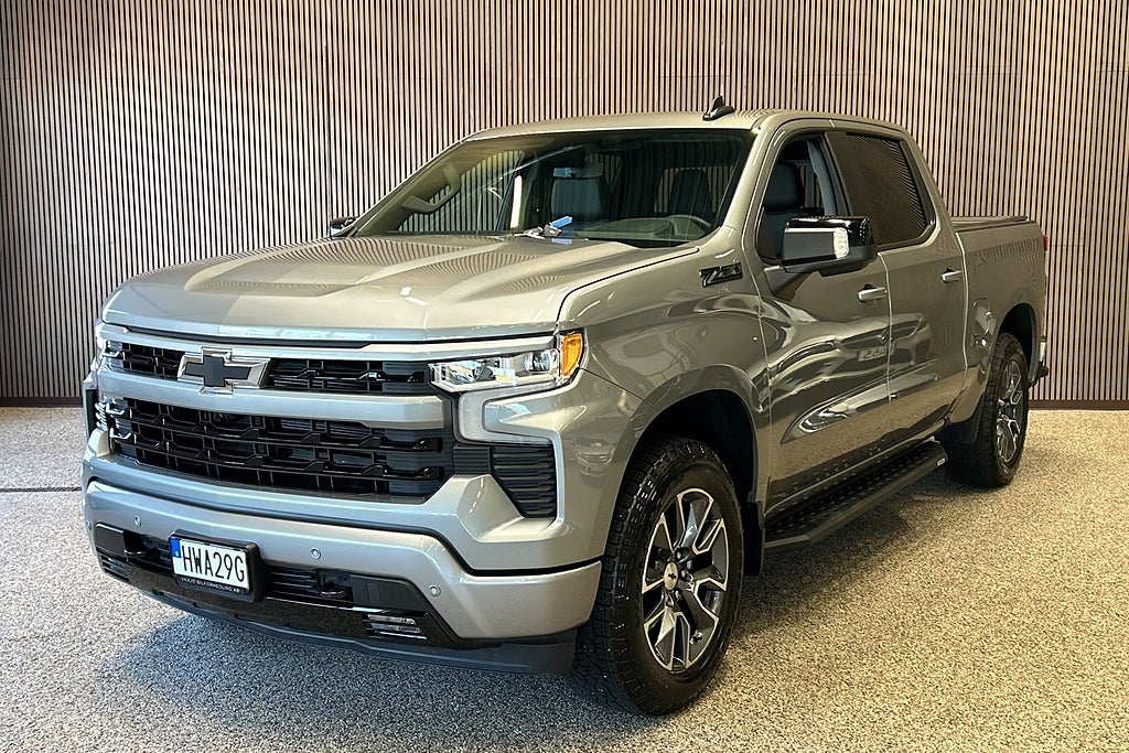Chevrolet Silverado 1500 Crew Cab 5.3 V8 4WD RST *1878:- Skatt/år 220mil*