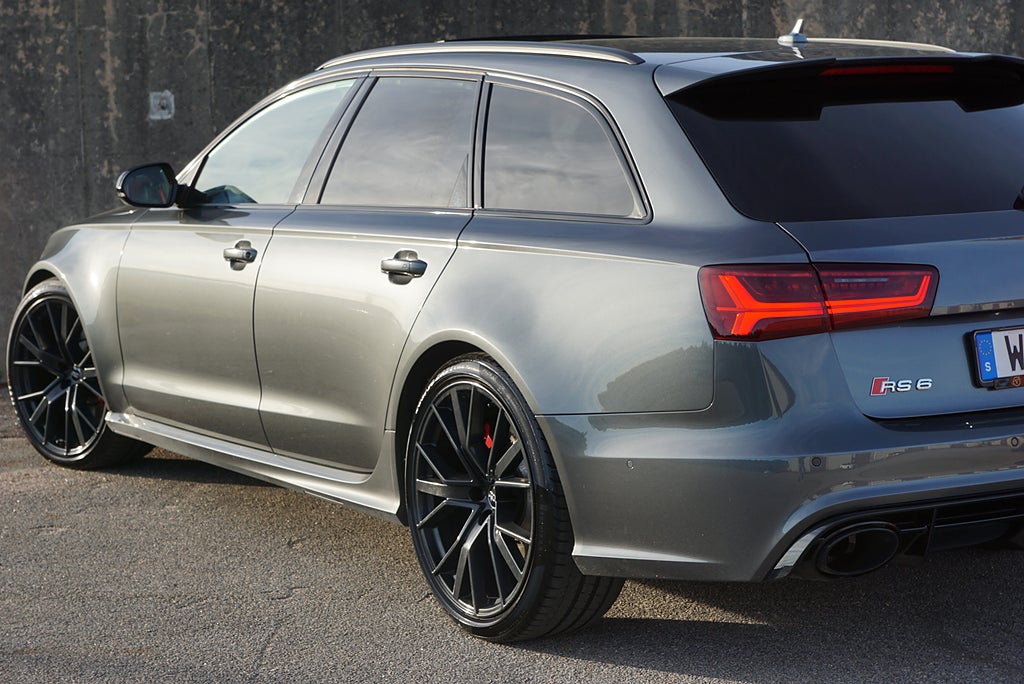 Audi RS6 Performance 4.0 V8 TFSI|Pano|360°|HuD|Sv-Såld|SE SPEC|