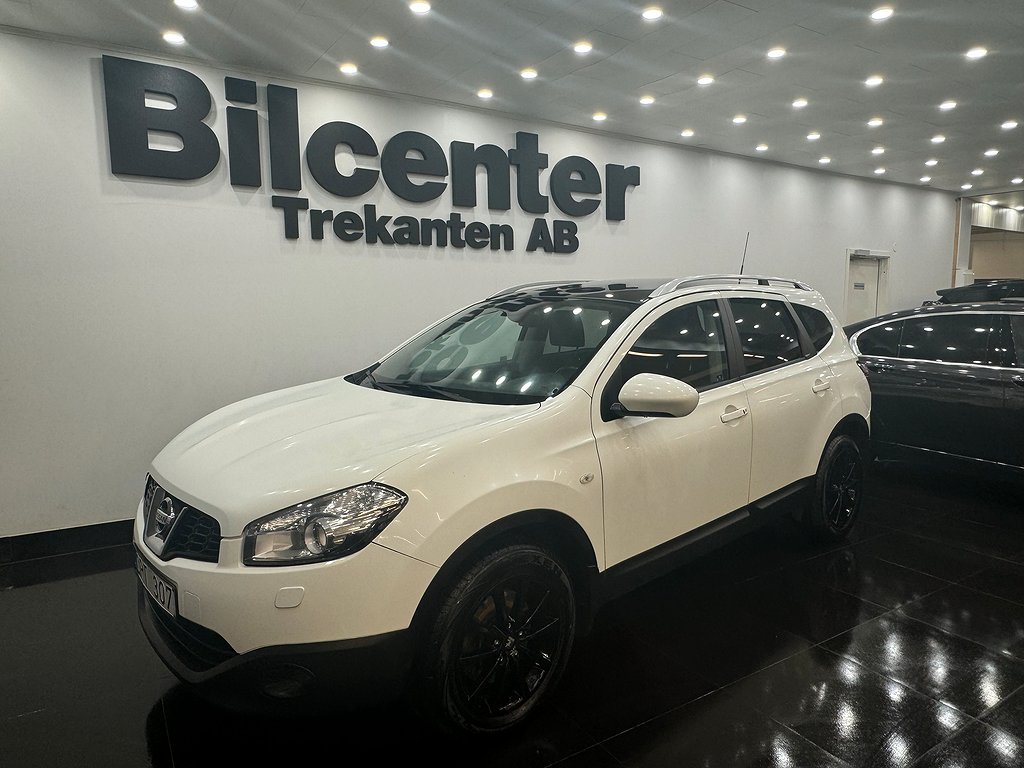 Nissan Qashqai+2 2.0 dCi Automat 4X4 - Pano Drag 7-Sits Navi