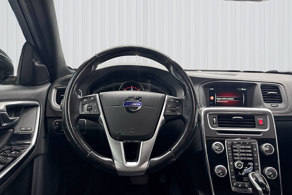 Volvo V60 Cross Country 2017