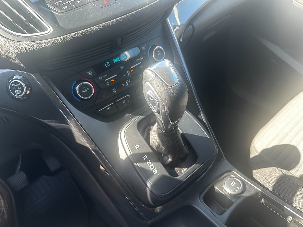 Ford C-Max Titanium - EN BRUKARE - 12 MÅN GARANTI