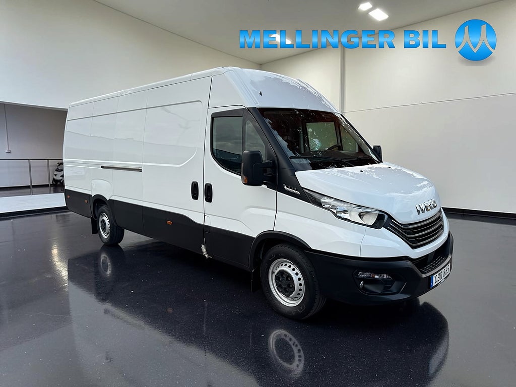 Iveco Daily 35-140  2.3 JTD Hi-Matic XXL-Skåp 3.5ton-dragvikt