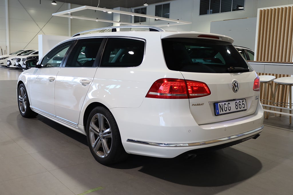 Volkswagen Passat 2.0 TDI AUT 4Motion R-line Drag Kamera Drag Läder 2013
