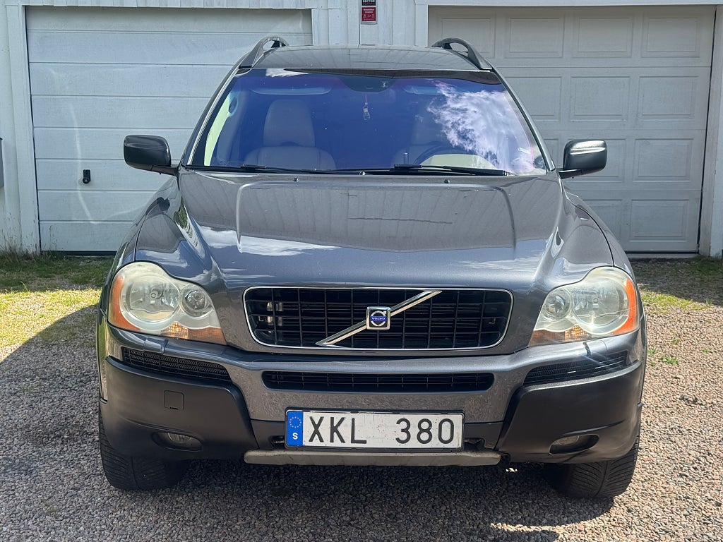 Volvo XC90 7-seater D5 AWD Geartronic Summum Euro 4