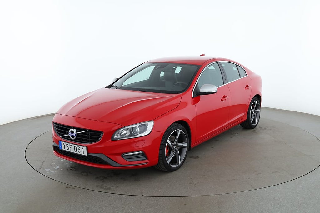 Volvo S60 D3 R-Design / VOC, Värmare, PDC