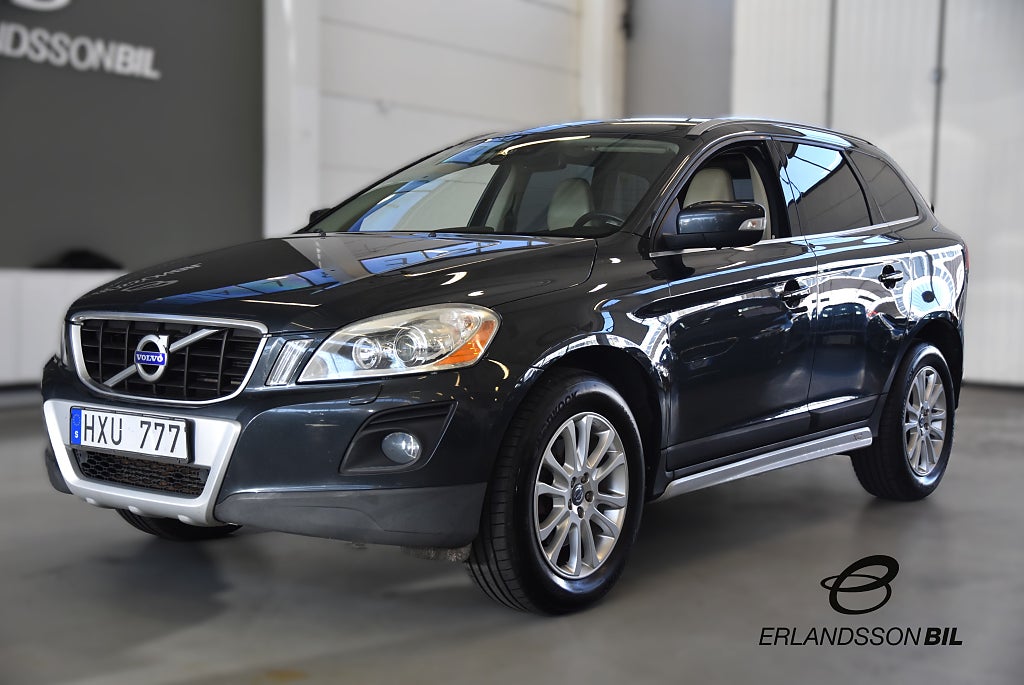 Volvo XC60 2.4D Geartronic Summum DRAGKROK NYSERVAD P-SENSORER