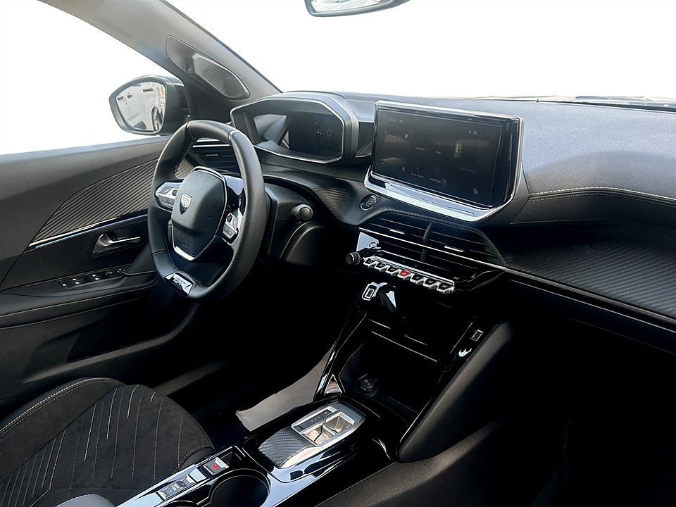 Bild på Peugeot 2008 GT Hybrid Aut - OMGÅENDE LEVERANS!
