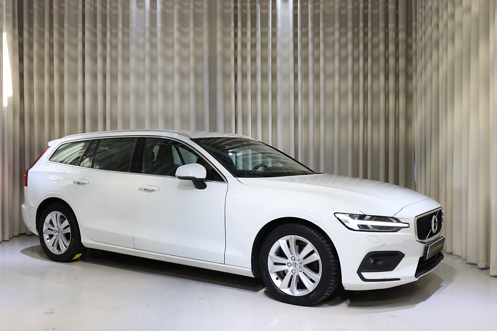 Volvo V60 B4 197HK Momentum Advanced SE Kamera