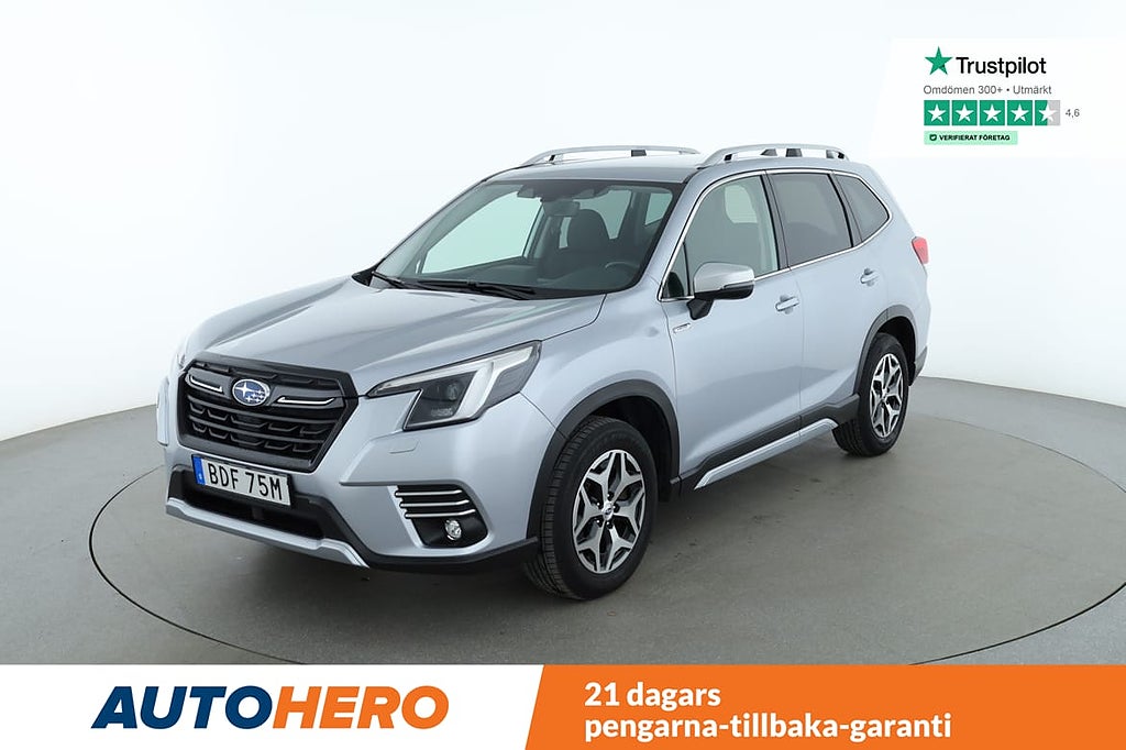 Subaru Forester e-Boxer XFuel Active / Drag, Kamera, CarPlay
