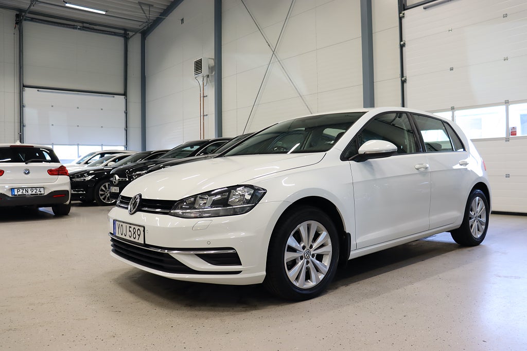Volkswagen Golf 5-dörrar 1.0 TSI P-Sensorer Eu6 Nyservad 110hk