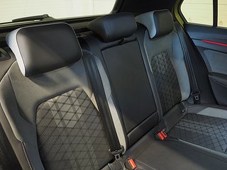 Halvkombi Volkswagen Golf 13 av 24