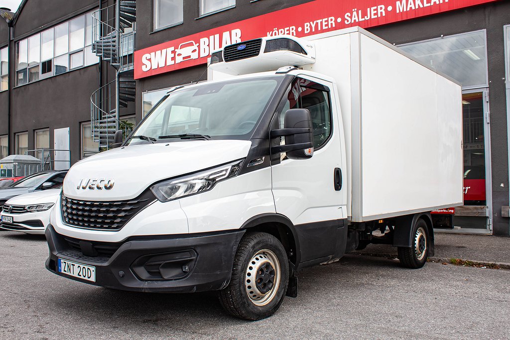 Iveco Daily 35 2.3 JTD Hi-Matic Kylbil EnÄgare Moms Nybesiktigad 