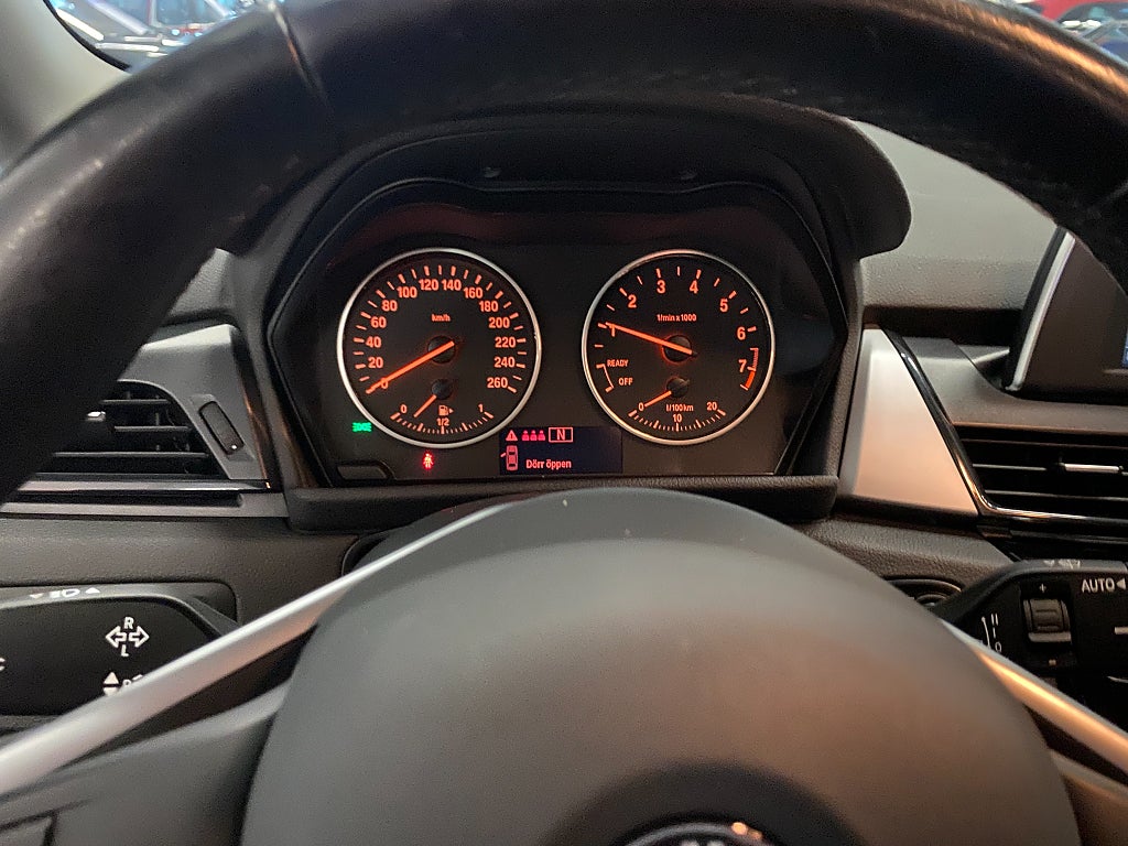 BMW 218i 2016 - miniatyr 22
