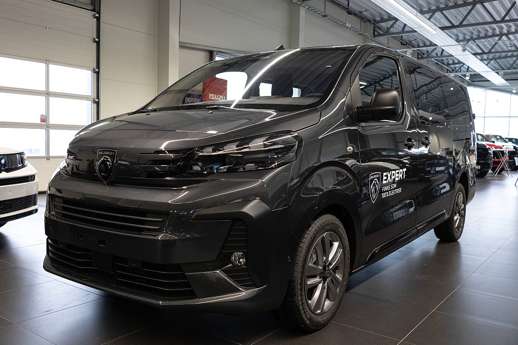 Peugeot Expert L3 Crew Cab 180hk AT8 PLUS 2.2L Dubbla sido 17 alu Värm