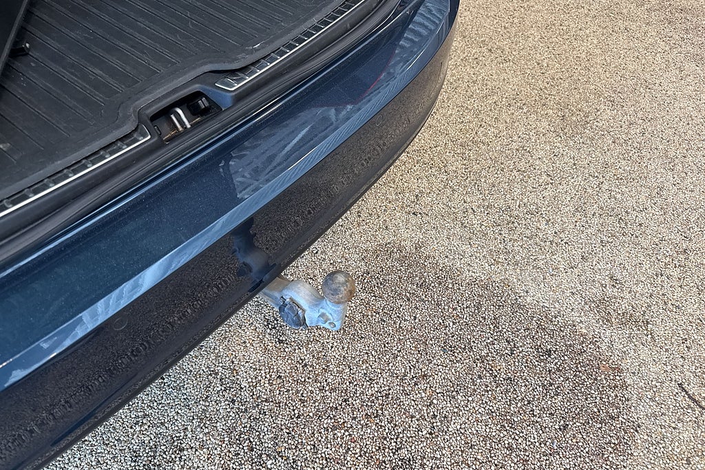 Volvo V90 D4 AWD Geartronic Momentum Kamera Drag Värmare Navi miniatyr 5