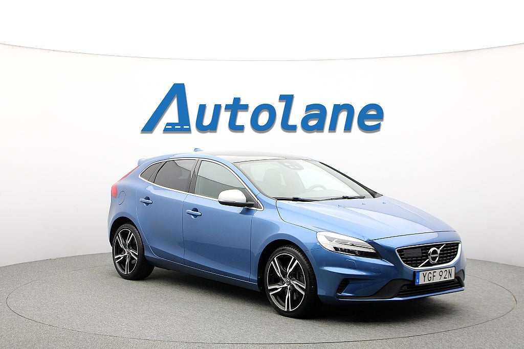 Volvo V40 T3 R-Design, Panorama, H/K, Kamera 152hk
